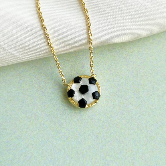 Kendra Scott Jewelry - Authentic Kendra Scott Soccer Short Pendant Necklace
